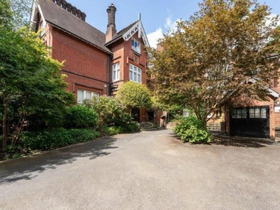 2 Bedroom Apartment For Sale In Hampstead, London