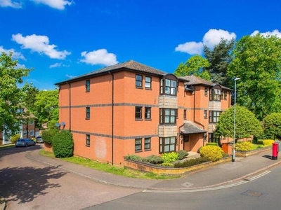 2 Bedroom Apartment For Sale In Kettering, Northamptonshire