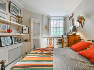 2 Bedroom Flat For Rent In Bloomsbury, London