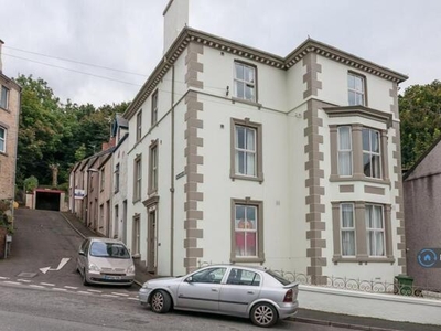 2 Bedroom Flat For Rent In Caernarfon