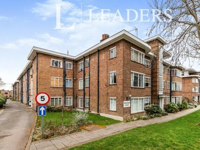 2 Bedroom Flat For Rent In Walton-on-thames