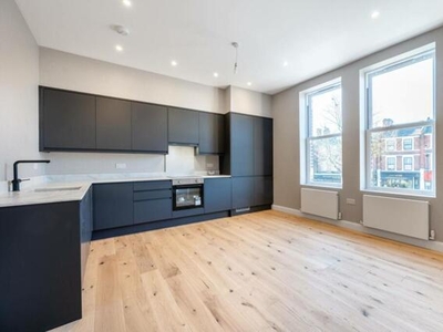2 Bedroom Flat For Sale In Kensal Rise, London