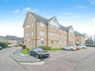 2 Bedroom Flat For Sale In Southend-on-sea