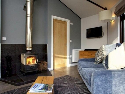 2 Bedroom Lodge For Sale In Milton Morenish Estate, Killin