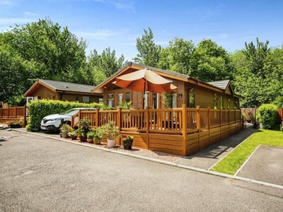 2 Bedroom Park Home For Sale In West Malling