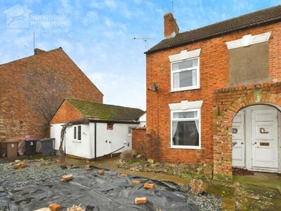 2 Bedroom Semi-detached House For Sale In Sleaford
