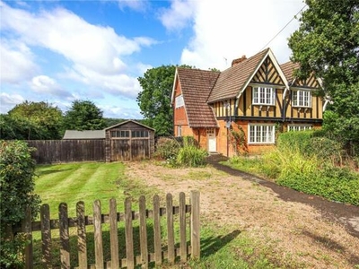 2 Bedroom Semi-detached House For Sale In Tonbridge, Kent