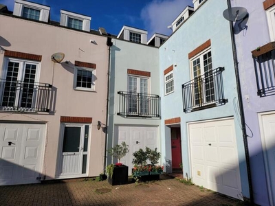 2 Bedroom Terraced House For Sale In 1a Cambridge Road, Eastbourne