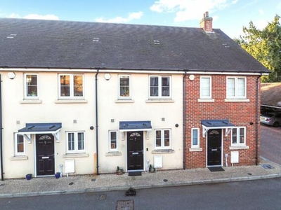 2 Bedroom Terraced House For Sale In Hindhead
