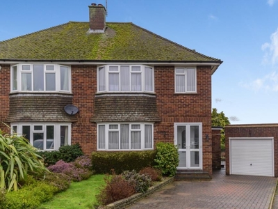 3 Bed House For Sale in Chesham, Buckinghamshire, HP5 - 4834092