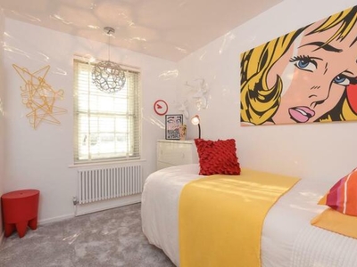 3 Bedroom Apartment For Rent In Henley