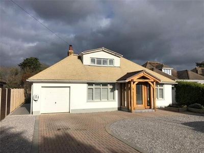 3 Bedroom Detached House For Sale In Barton On Sea, Hampshire