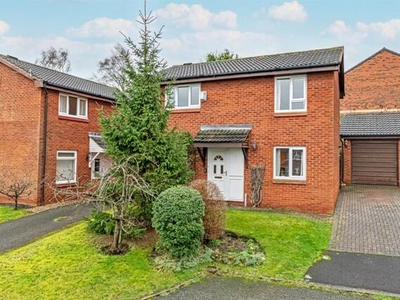 3 Bedroom Detached House For Sale In Helsby