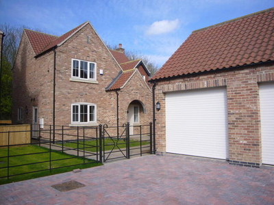 3 Bedroom Detached House For Sale In Kilpin, Nr Howden