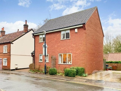 3 Bedroom Detached House For Sale In Wymondham