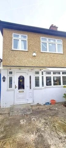 3 Bedroom End Of Terrace House For Rent In Harrow, Middlesex