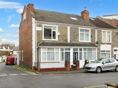 3 Bedroom End Of Terrace House For Sale In Southville, Bristol