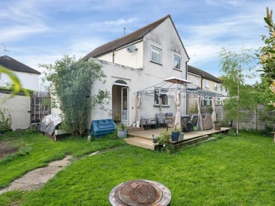 3 Bedroom End Of Terrace House For Sale In Stamford