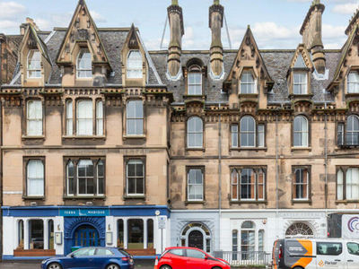 3 Bedroom Flat For Sale In Old Town, Edinburgh