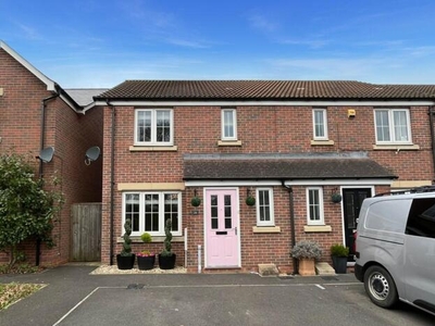 3 Bedroom Semi-detached House For Sale In Bathpool, Taunton