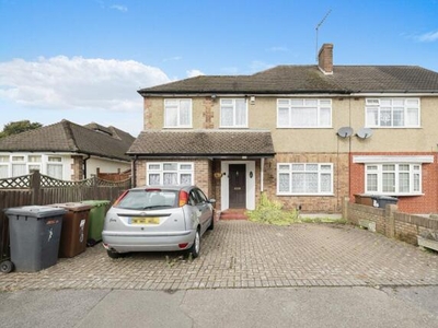 3 Bedroom Semi-detached House For Sale In Bushey