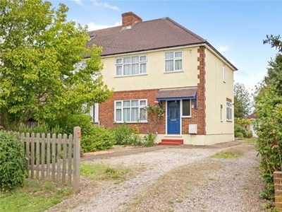 3 Bedroom Semi-detached House For Sale In Epping Green, Epping