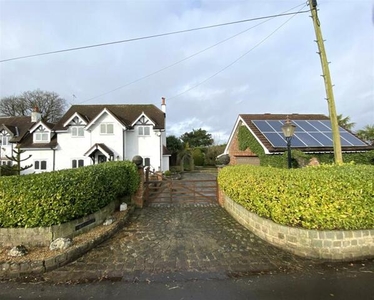 3 Bedroom Semi-detached House For Sale In Woodford