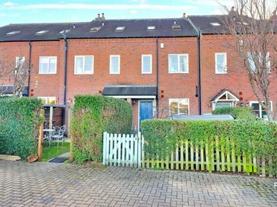 3 Bedroom Town House For Sale In Lichfield