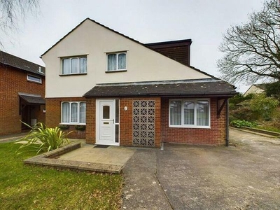 4 bedroom detached house for sale Cardiff, CF14 9AN