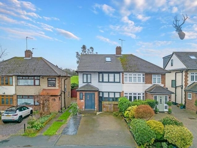 4 Bedroom Detached House For Sale In Abridge, Romford