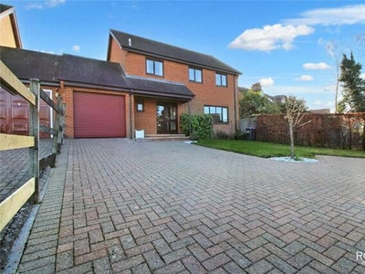4 Bedroom Detached House For Sale In Ashmore Green, Thatcham