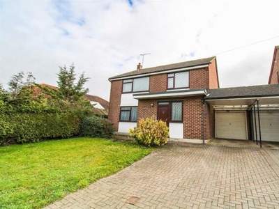 4 Bedroom Detached House For Sale In Broadley Common