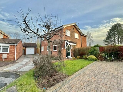 4 Bedroom Detached House For Sale In Fearnhead