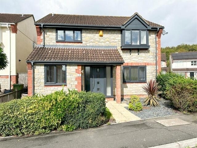 4 Bedroom Detached House For Sale In Kingsteignton, Newton Abbot
