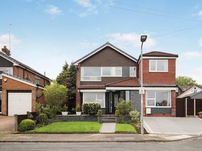 4 Bedroom Detached House For Sale In Lowercroft