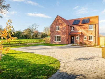 4 Bedroom Detached House For Sale In The Willows