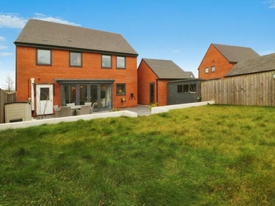 4 Bedroom Detached House For Sale In Tithebarn, Exeter