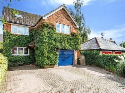 4 Bedroom Detached House For Sale In Whitchurch, Hampshire