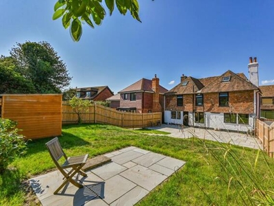4 Bedroom Detached House For Sale In Wye, Kent