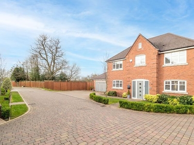 4 bedroom detached house for sale Redditch, B96 6FD