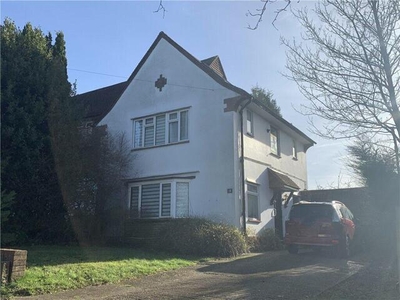 4 Bedroom End Of Terrace House For Sale In Epsom, Surrey