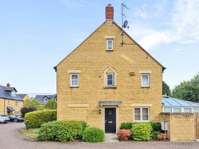 4 Bedroom End Of Terrace House For Sale In Oxfordshire