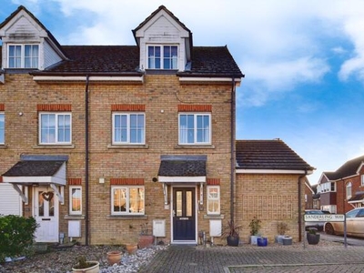 4 Bedroom End Of Terrace House For Sale In Sittingbourne