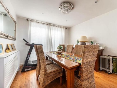 4 Bedroom House Barnet London