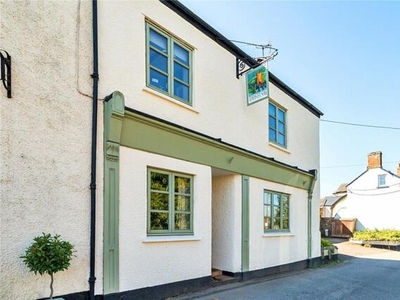 4 Bedroom Semi-detached House For Sale In Cullompton, Devon