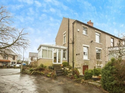 4 Bedroom Semi-detached House For Sale In Halifax, West Yorkshire