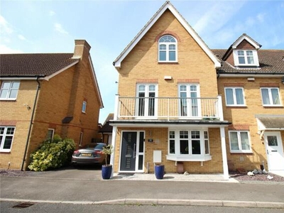 4 Bedroom Semi-detached House For Sale In Lee-on-the-solent, Hampshire