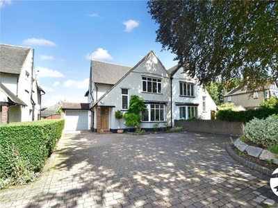 4 Bedroom Semi-detached House For Sale In West Dartford, Kent