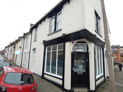 4 Bedroom Terraced House For Sale In Rochester