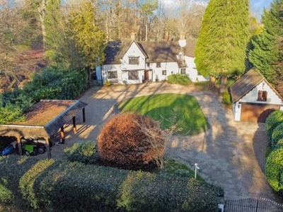 5 Bedroom Detached House For Sale In Englefield Green, Egham